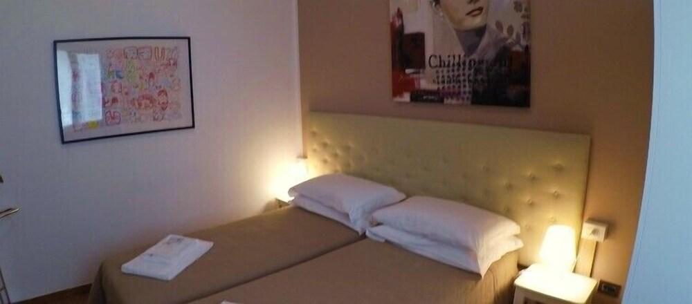 B&B Corso Porta Nuova 39 เวโรนา ภายนอก รูปภาพ