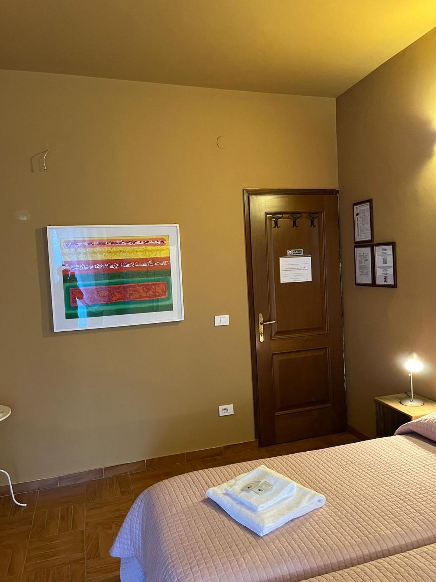 B&B Corso Porta Nuova 39 เวโรนา ภายนอก รูปภาพ