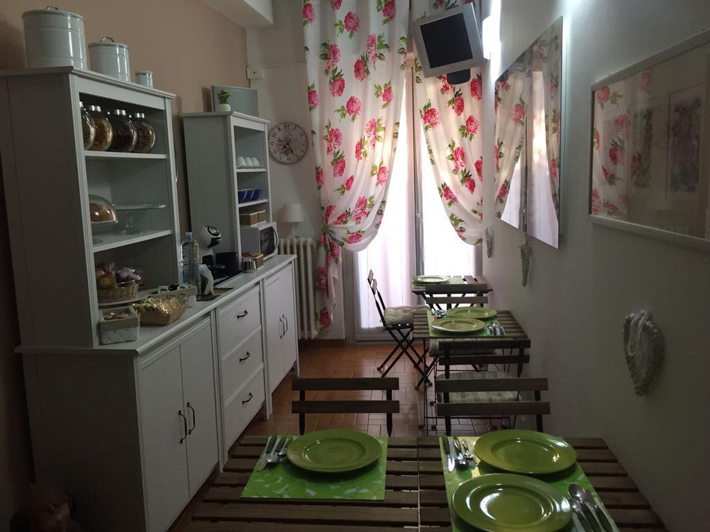 B&B Corso Porta Nuova 39 เวโรนา ภายนอก รูปภาพ